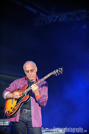 Larry Carlton, Mr. 335.